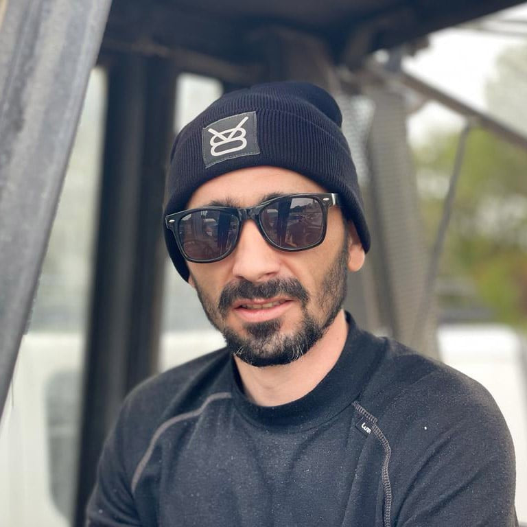 Bonnet BNI Noir Patch Gris